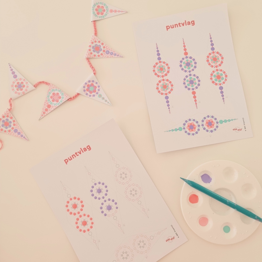 Leer hoe je kunt stippen op papier. Blog met gratis patroon en handige stiptips. Kan ook op porselein